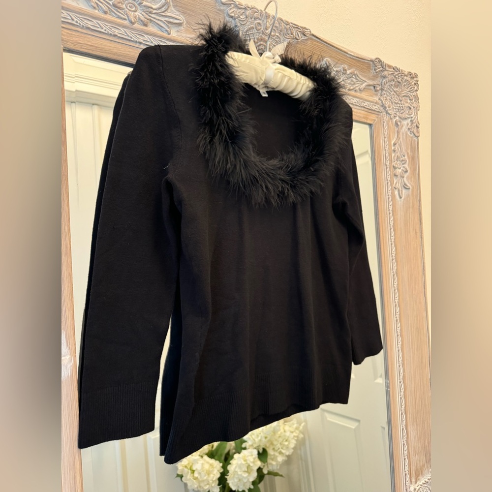 Max Studio Small Black Sweater Ostrich Feather Collar Long Sleeve PulloverMax
